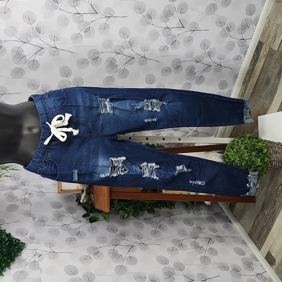 Skinny Ripped Pull-on Jeans - Picture 3 of 8